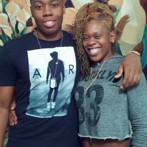 Meet your Posher, Emanuel